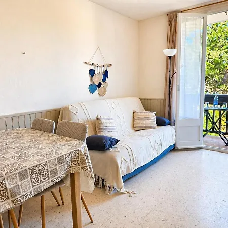 Jusqu'à 6 Personnes - 200 M De La - Wifi Appartement