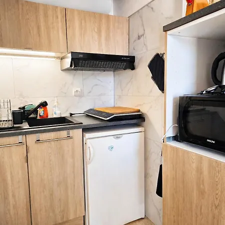 Apartment Jusqu'a 6 Personnes - 200 M De La - Wifi